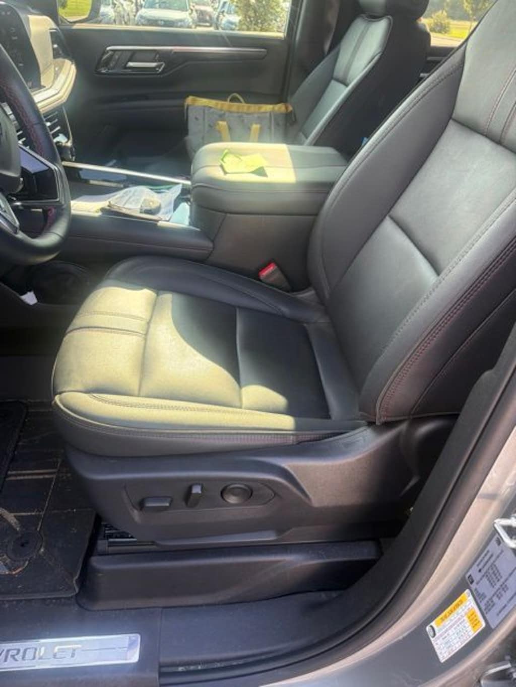 Used 2025 Chevrolet Suburban RST SUV