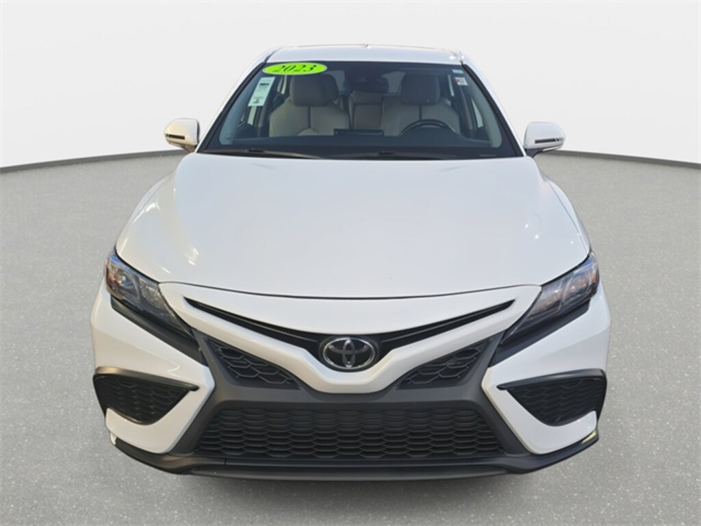 Used 2023 Toyota Camry SE Sedan