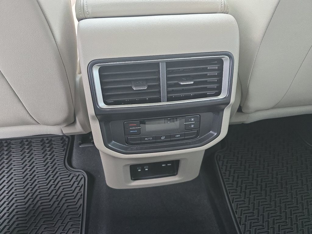 2026 Volkswagen Atlas SE w/Tech - Photo 15