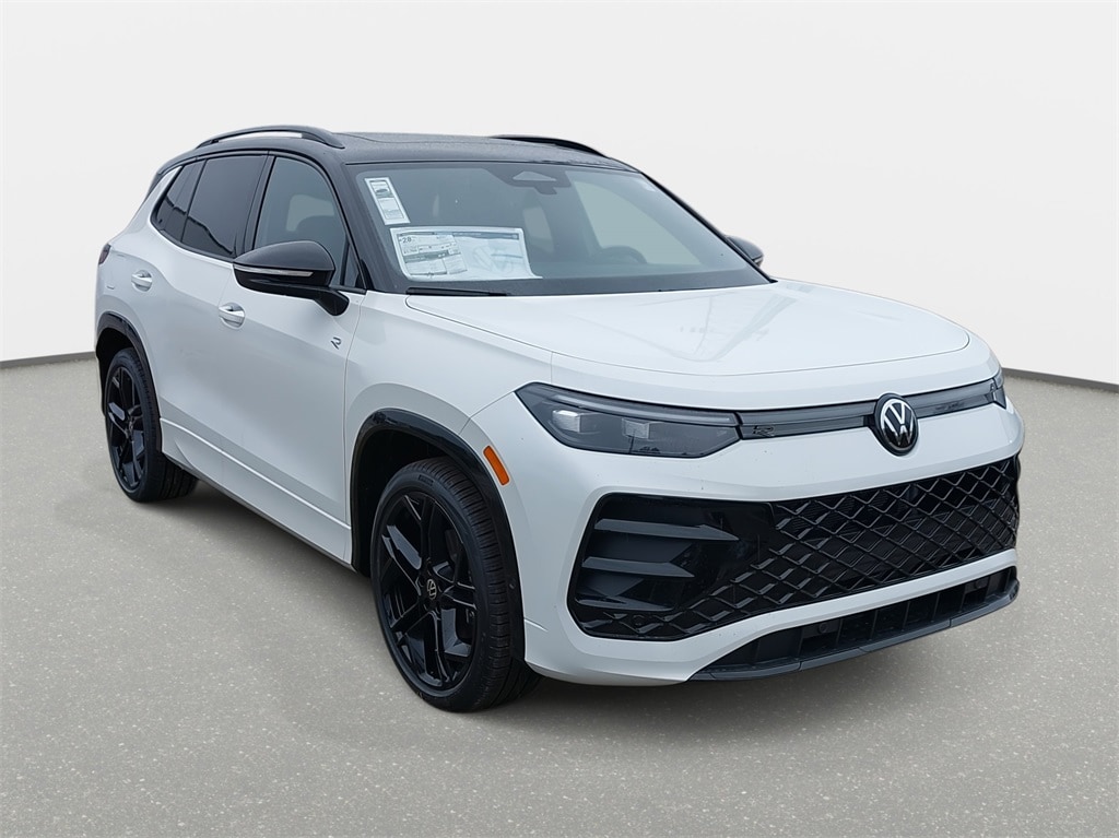 New 2026 Volkswagen Tiguan 2.0T SE SUV