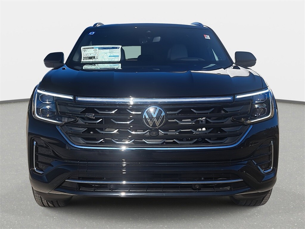 2025 Volkswagen Atlas Cross Sport SEL Premium R-Line photo 2