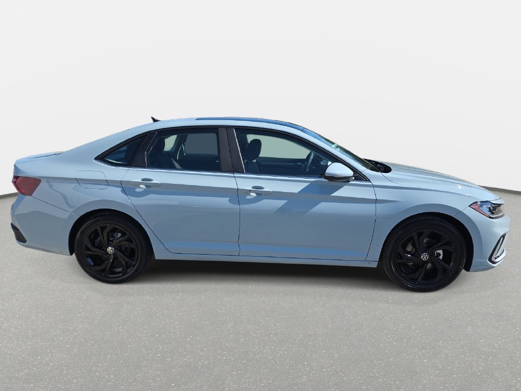 New 2027 Volkswagen Jetta 1.5T SE Sedan
