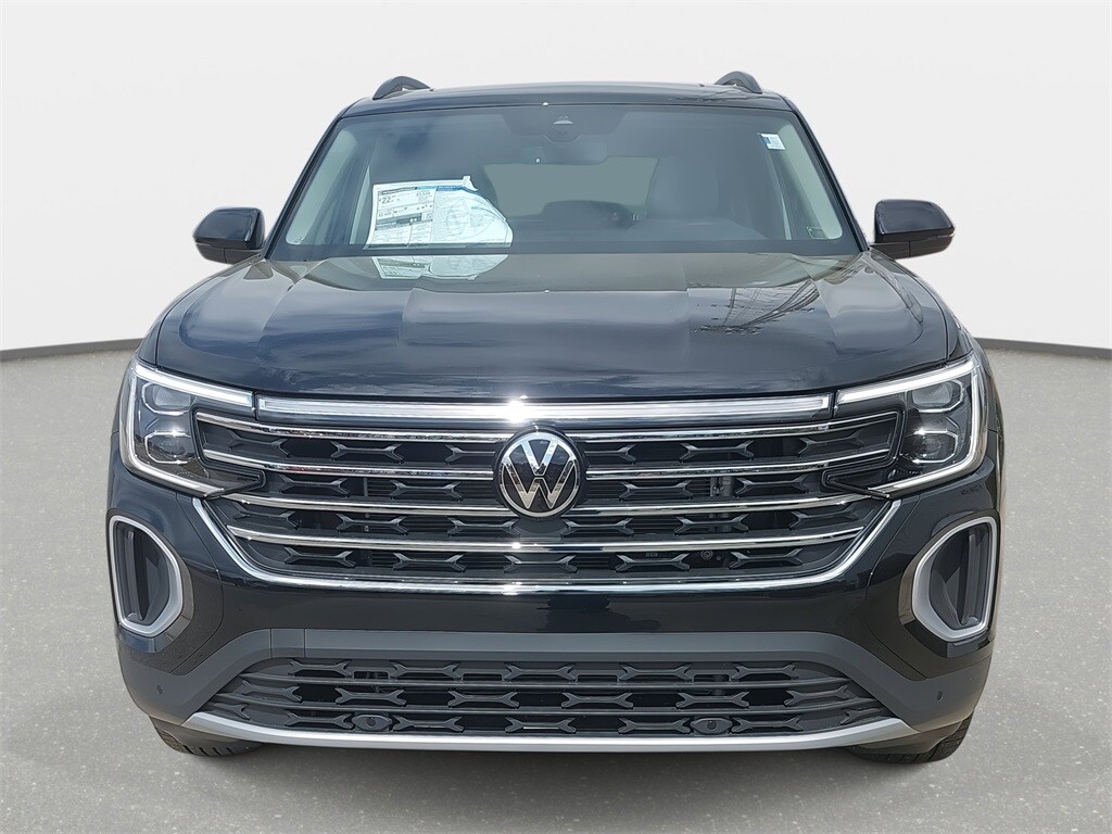 2025 Volkswagen Atlas SE Technology photo 2