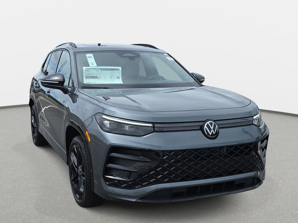 New 2026 Volkswagen Tiguan SE R-Line Black SUV