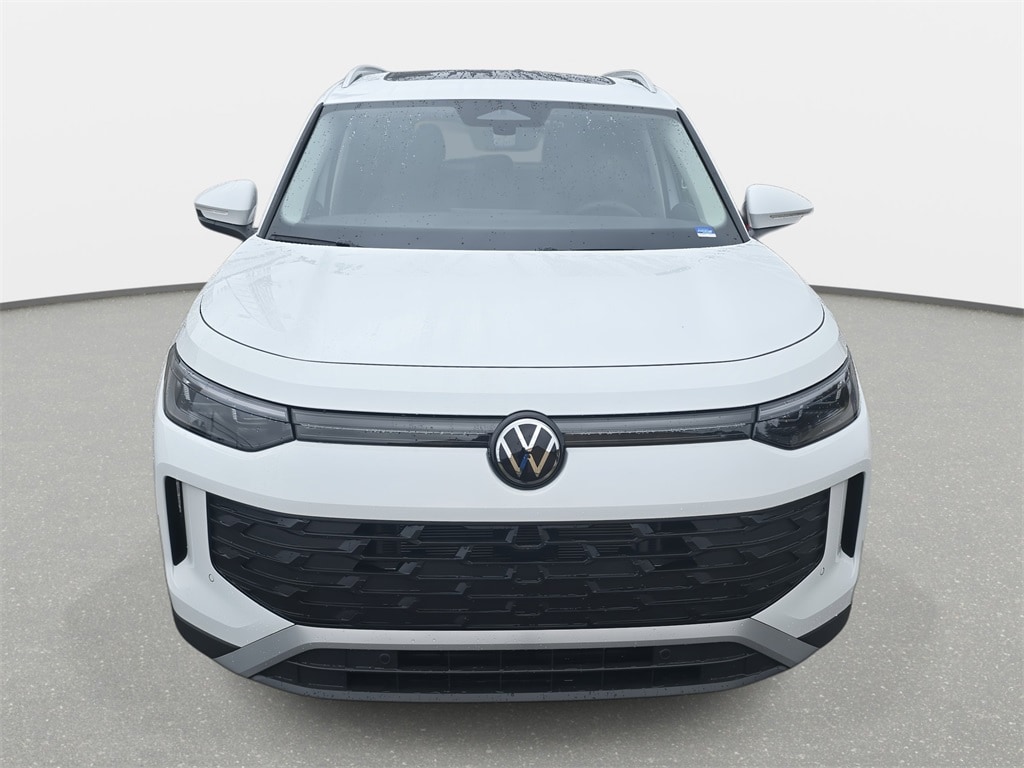 New 2025 Volkswagen Tiguan 2.0T SE SUV