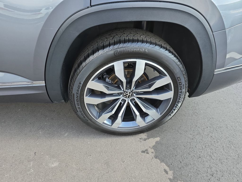 2023 Volkswagen Atlas SEL Premium R-Line - Photo 25