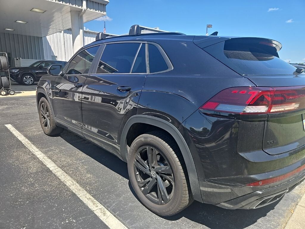 Used 2026 Volkswagen Atlas Cross Sport SEL R-Line Black SUV