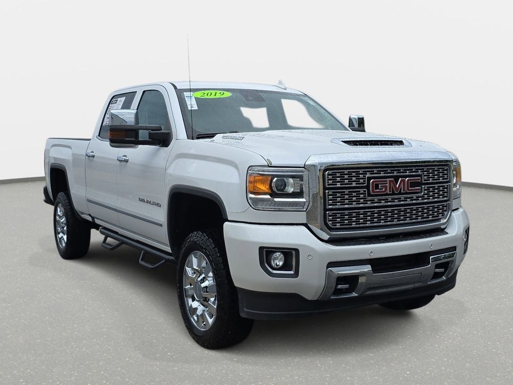 Used 2019 GMC Sierra 2500HD Denali Truck Crew Cab