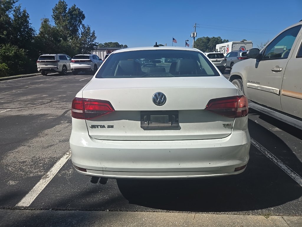 Used 2018 Volkswagen Jetta 1.4T SE Sedan