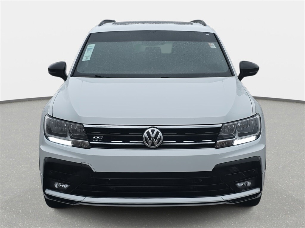 2020 Volkswagen Tiguan SE R-Line Black photo 2