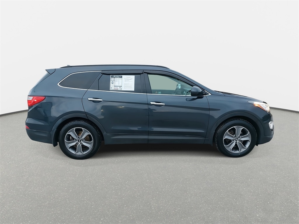 Used 2016 Hyundai Santa Fe SE SUV