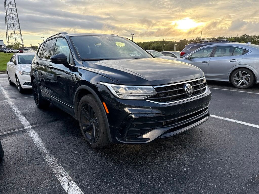 Used 2024 Volkswagen Tiguan 2.0T SE R-Line Black SUV