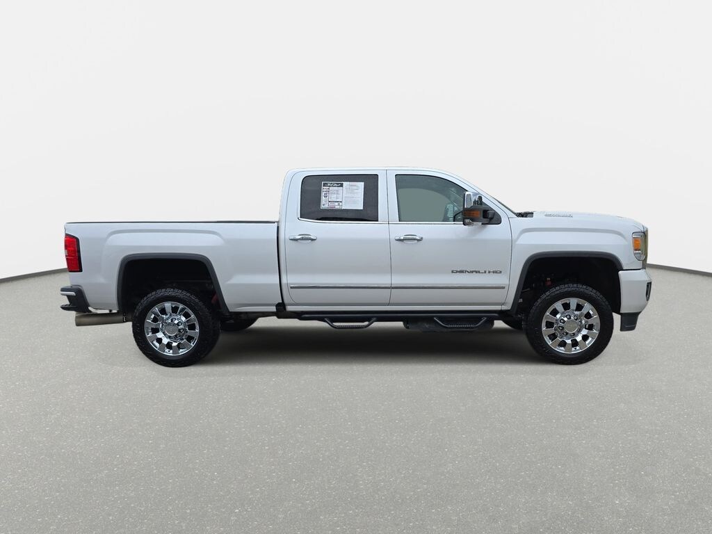 Used 2019 GMC Sierra 2500HD Denali Truck Crew Cab