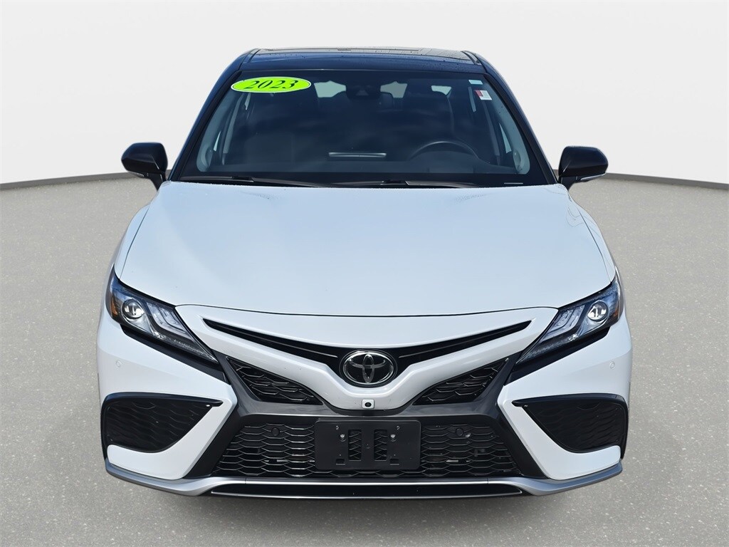 2023 Toyota Camry XSE V6 photo 2