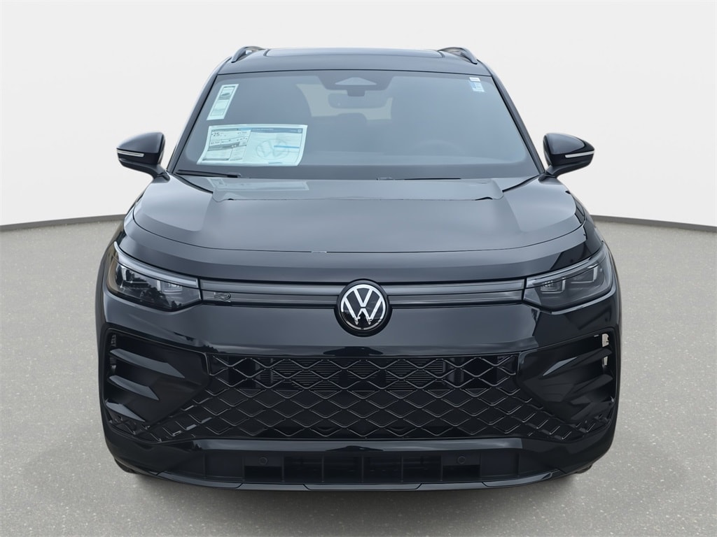 New 2025 Volkswagen Tiguan 2.0T SE R-Line Black SUV