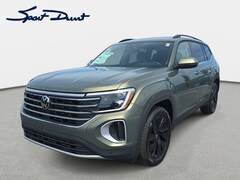 2026 Volkswagen Atlas SE w/Technology SUV
