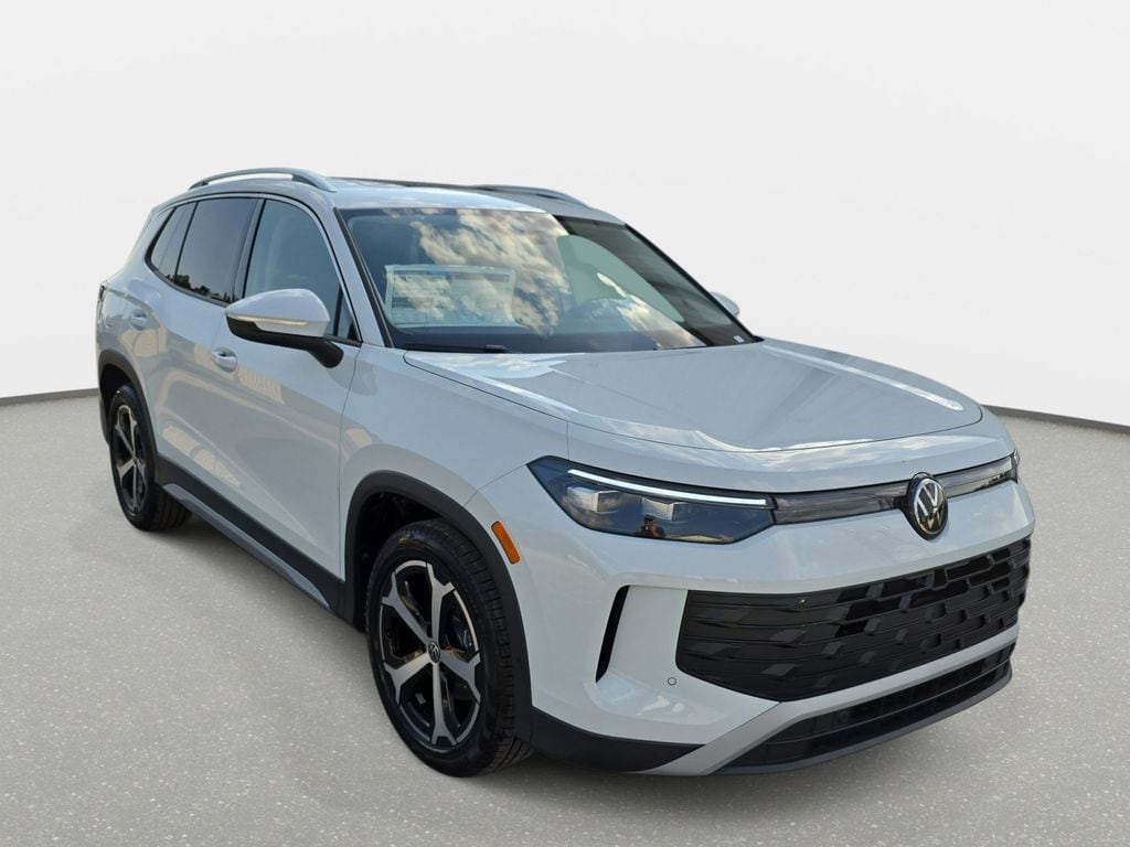 New 2026 Volkswagen Tiguan SE SUV