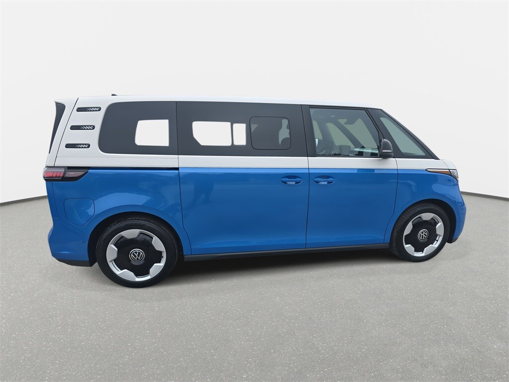 2025 Volkswagen ID. Buzz Pro Plus photo 3