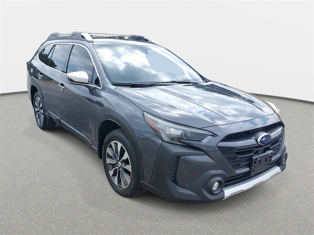 2024 Subaru Outback Touring XT photo 3