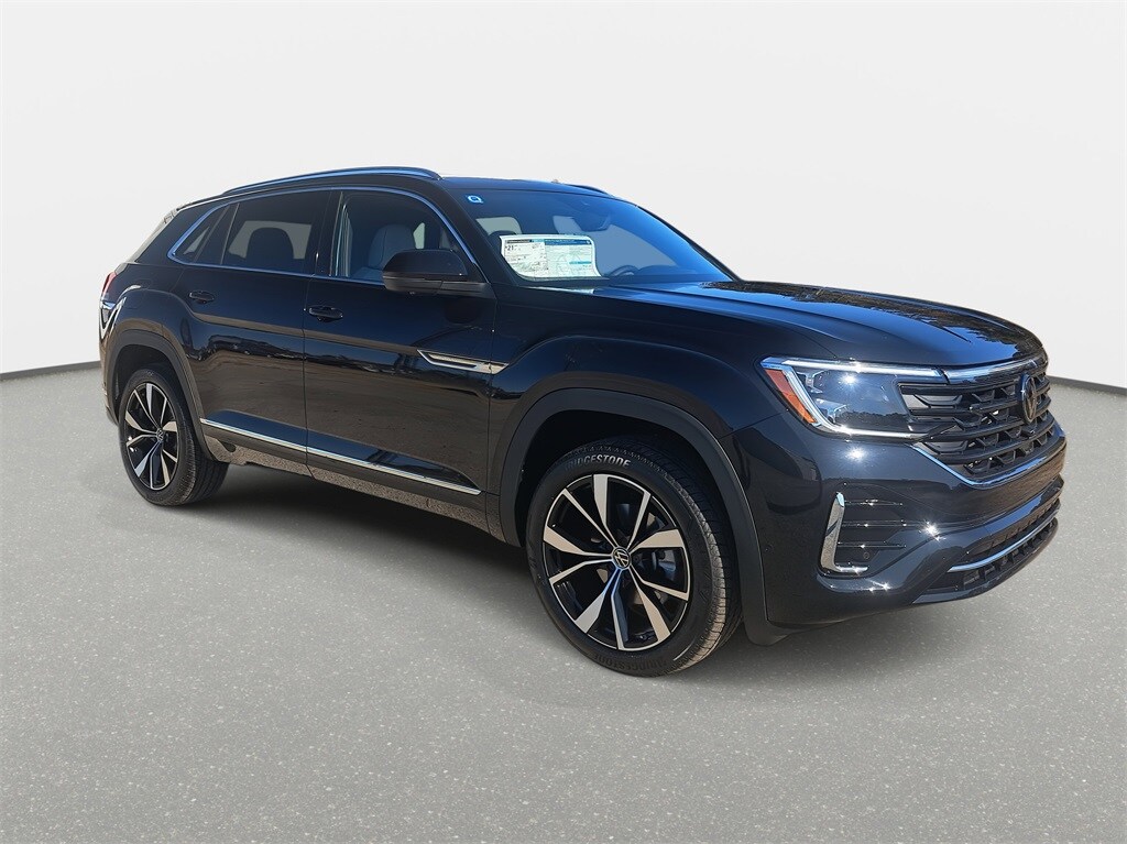 2025 Volkswagen Atlas Cross Sport SEL Premium R-Line photo 3