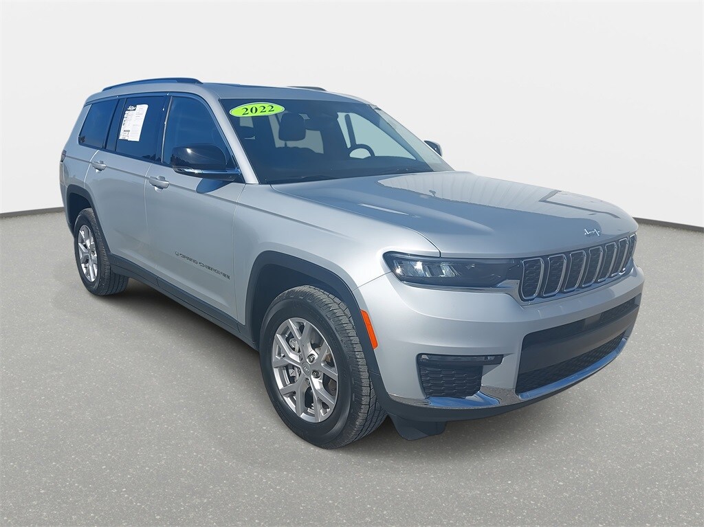 2022 Jeep Grand Cherokee Limited photo 3