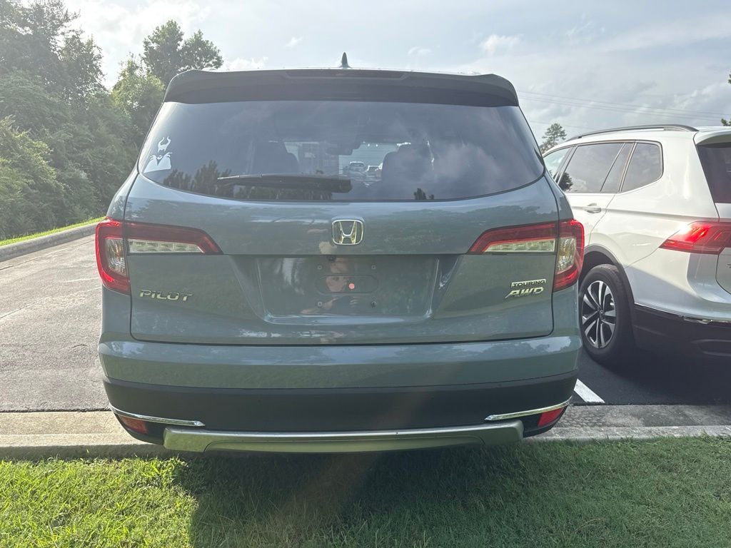 Used 2022 Honda Pilot Touring 8 Passenger SUV