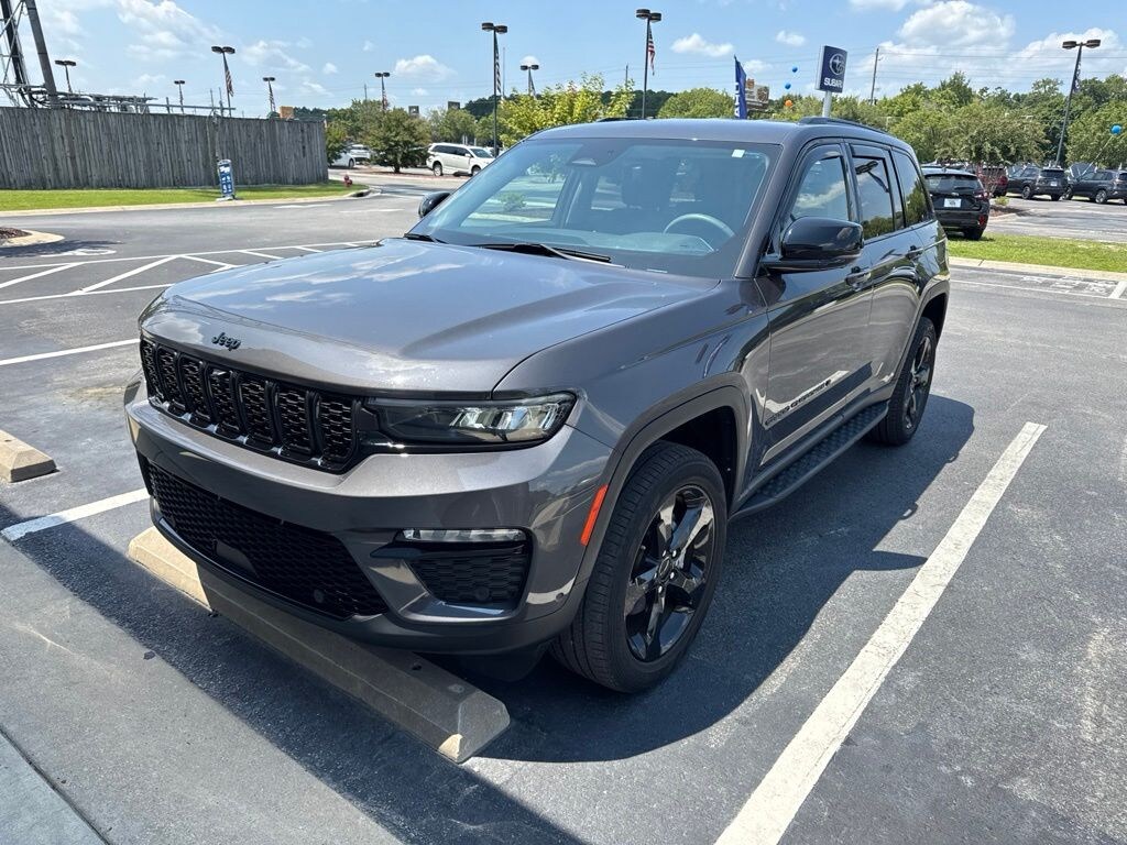 Used 2023 Jeep Grand Cherokee Limited SUV