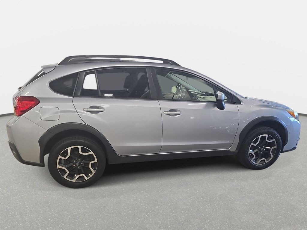 Used 2017 Subaru Crosstrek 2.0i Premium (M5) SUV