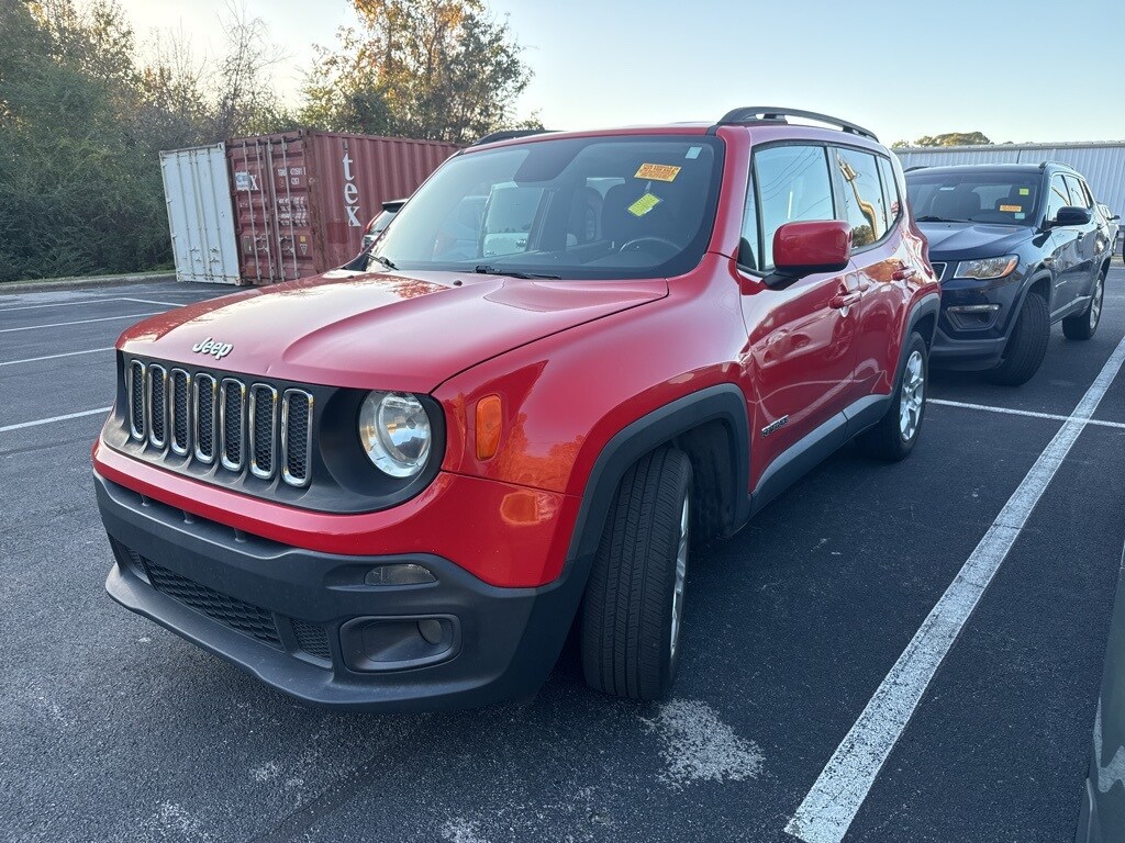 Used 2015 Jeep Renegade Latitude FWD SUV