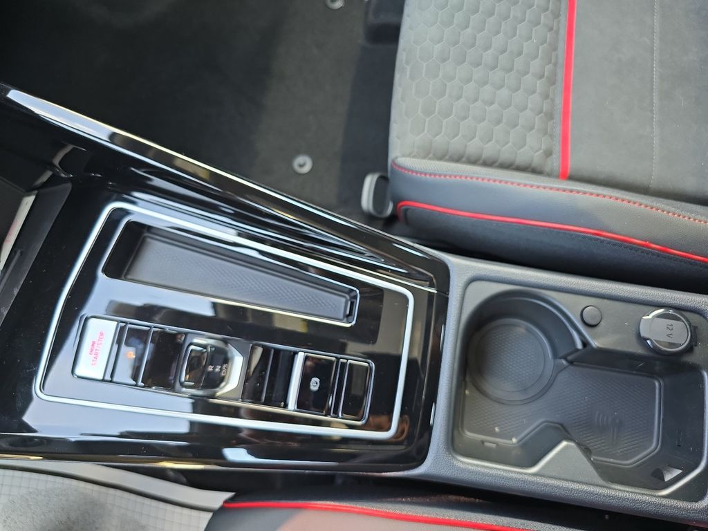 2026 Volkswagen Golf GTI SE - Photo 21