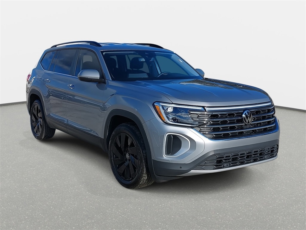 Used 2024 Volkswagen Atlas 2.0T SE w/Technology SUV