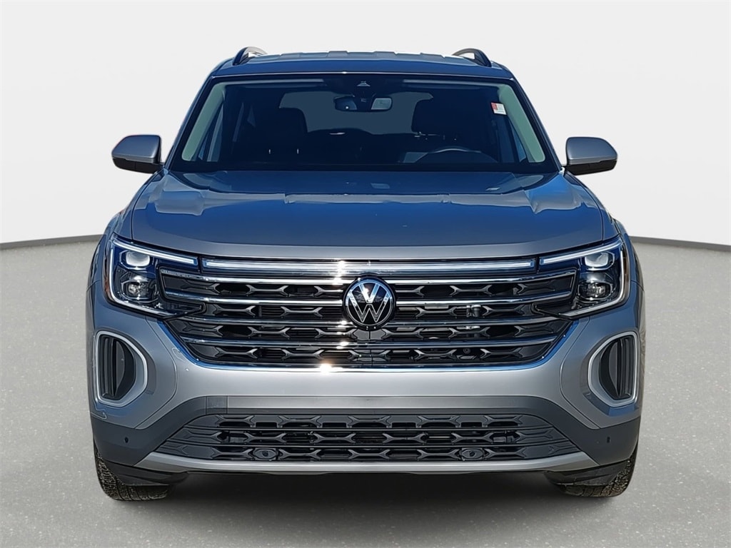 Used 2024 Volkswagen Atlas 2.0T SE w/Technology SUV