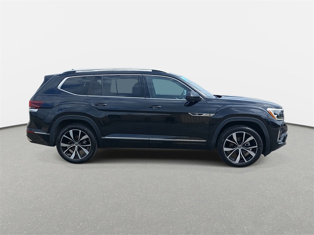 2024 Volkswagen Atlas SEL Premium R-Line photo 4