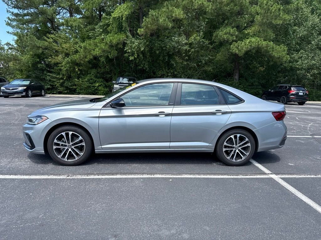 Used 2025 Volkswagen Jetta 1.5T Sport Sedan