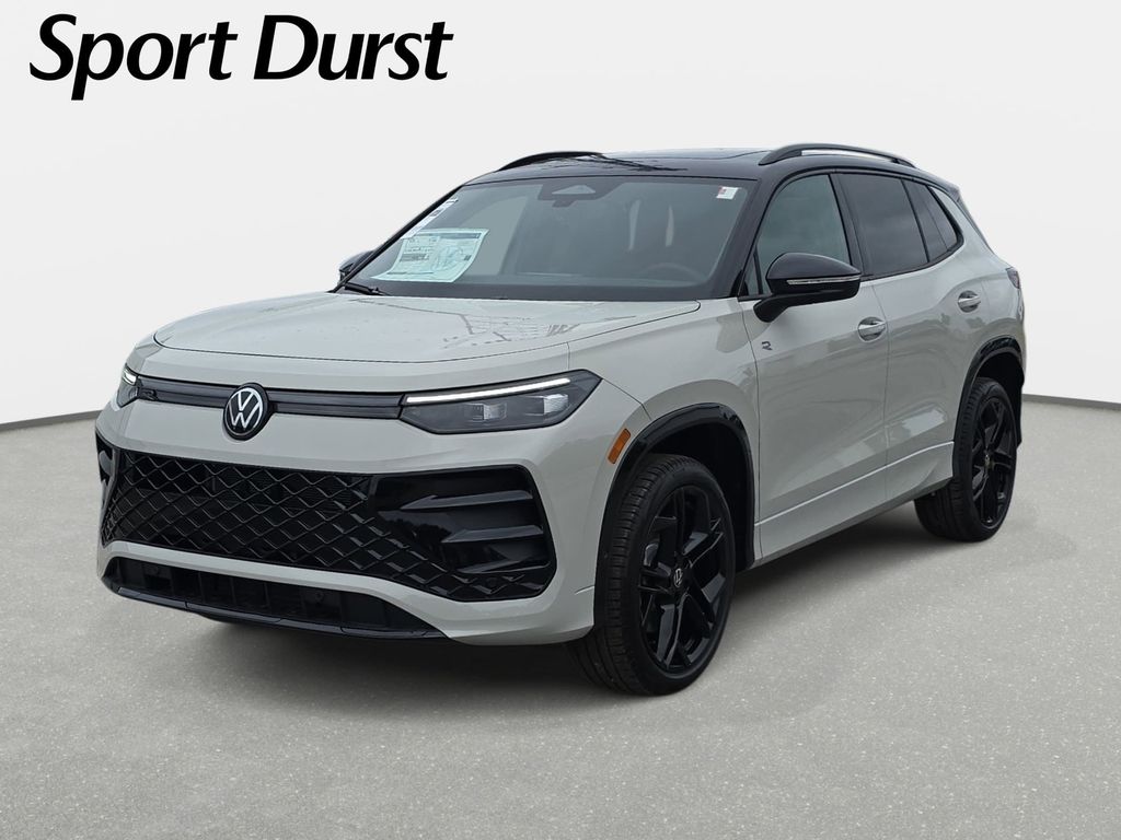 2026 Volkswagen Tiguan 2.0T SE R-Line Black 4Motion's photo