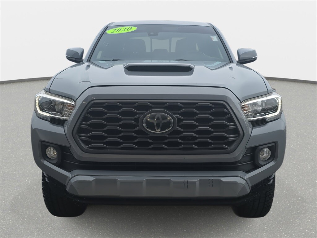 2020 Toyota Tacoma TRD Sport V6 photo 2