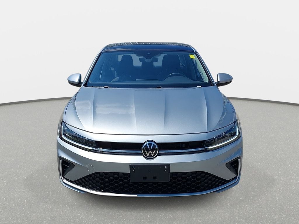 Used 2025 Volkswagen Jetta 1.5T SE Sedan