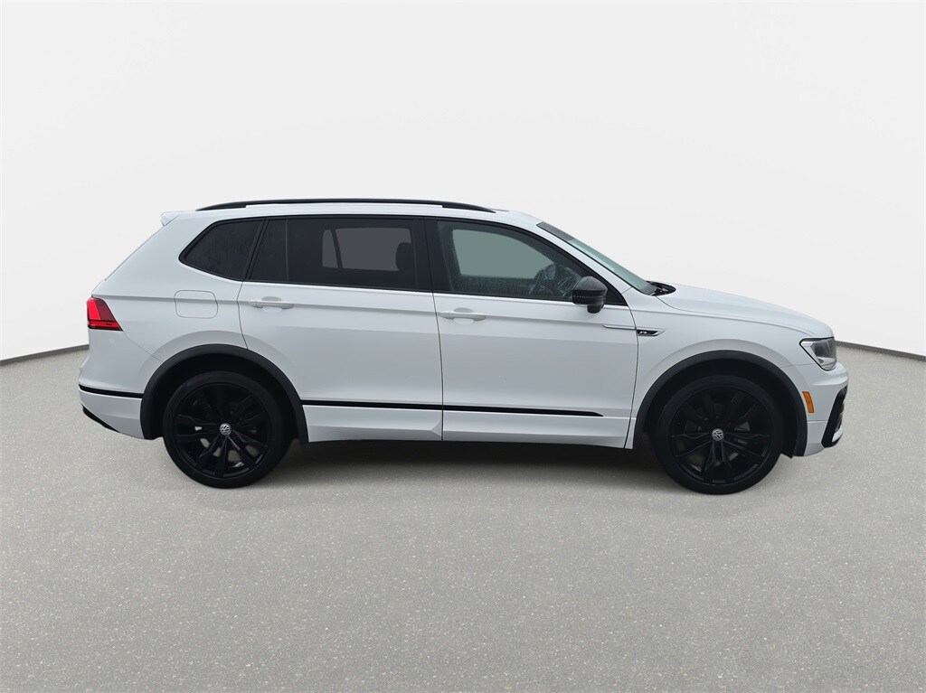 2020 Volkswagen Tiguan SE R-Line Black photo 4