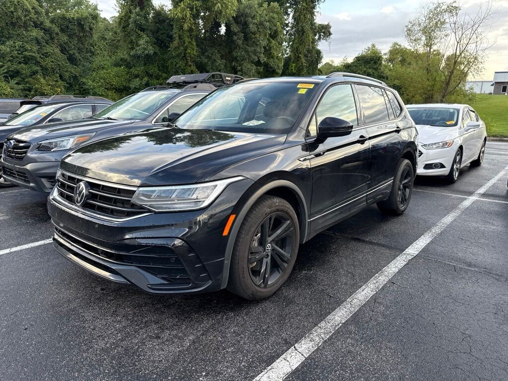 Used 2024 Volkswagen Tiguan 2.0T SE R-Line Black SUV