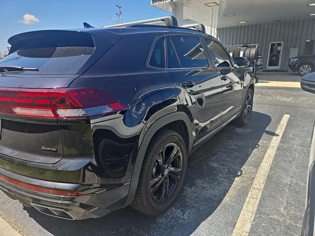Used 2026 Volkswagen Atlas Cross Sport SEL R-Line Black SUV