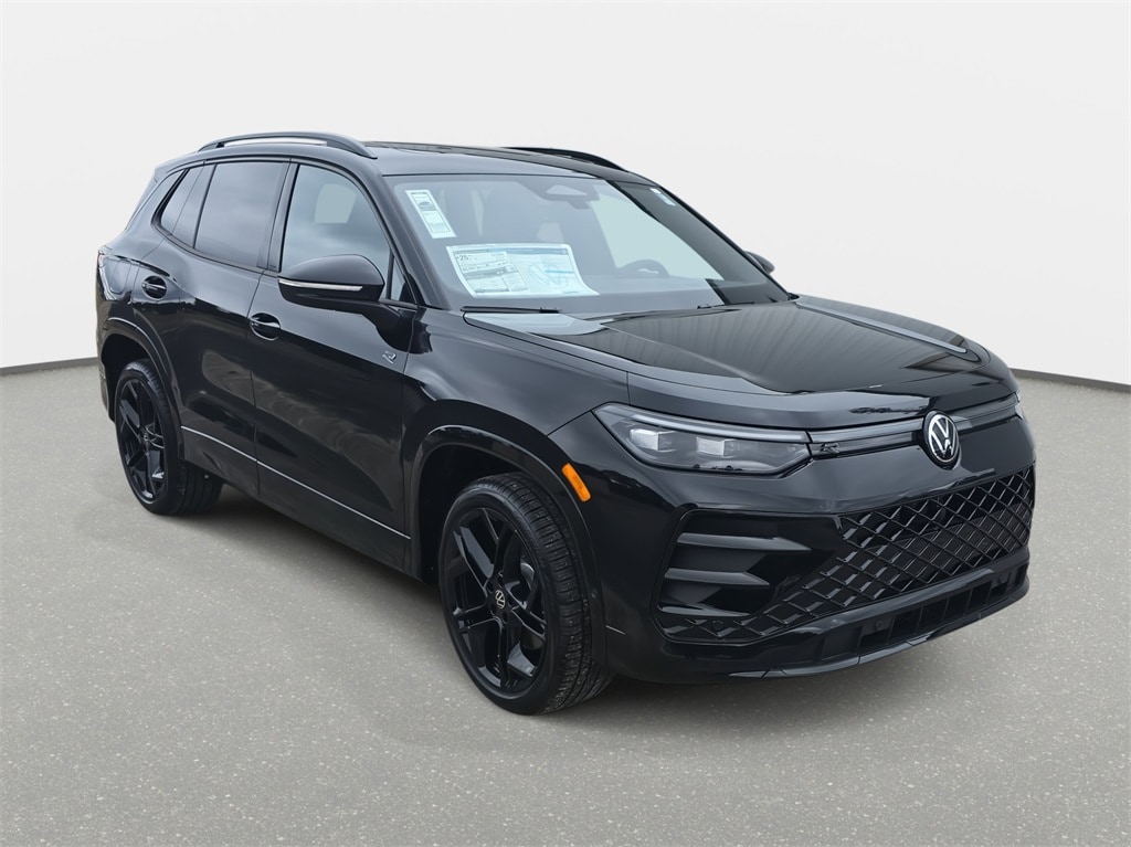 New 2025 Volkswagen Tiguan 2.0T SE R-Line Black SUV