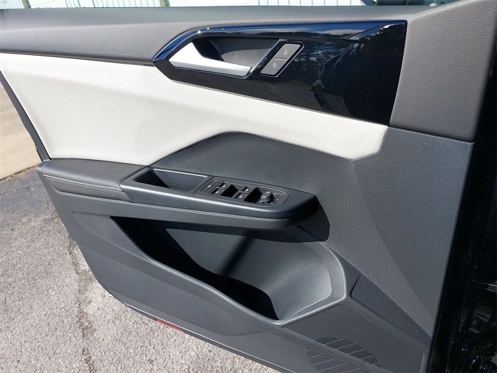 2026 Volkswagen Taos S - Photo 23
