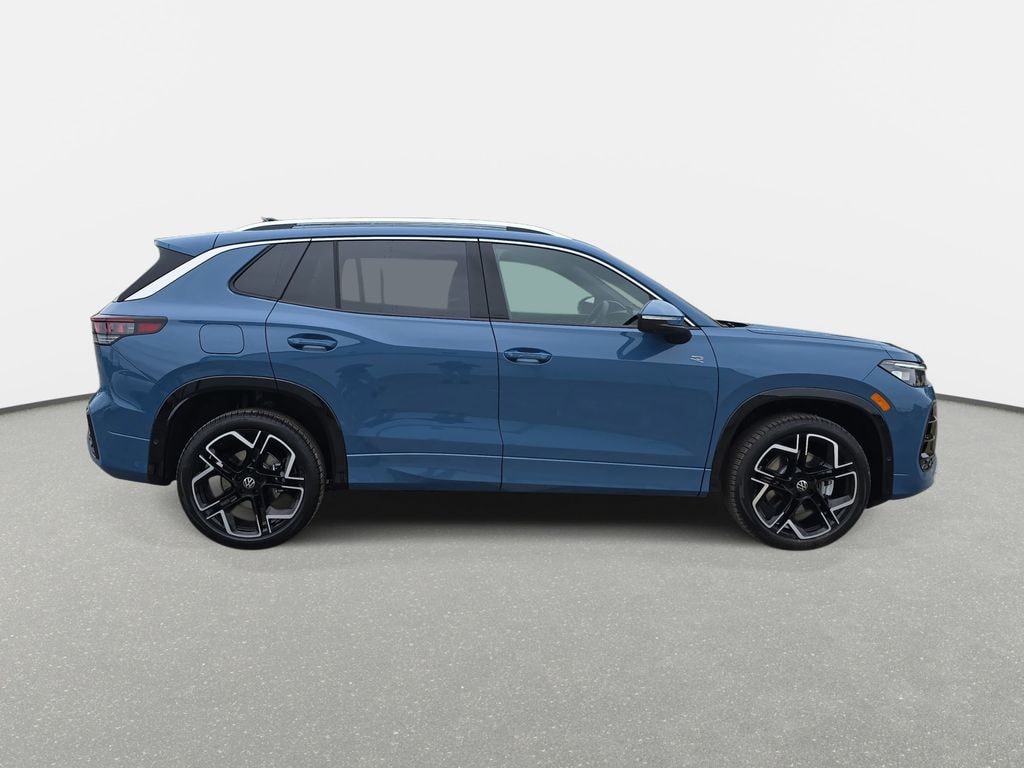 New 2026 Volkswagen Tiguan 2.0T SEL R-Line Turbo SUV