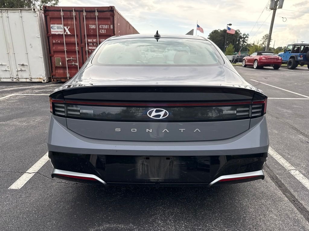 Used 2025 Hyundai Sonata SEL Sedan