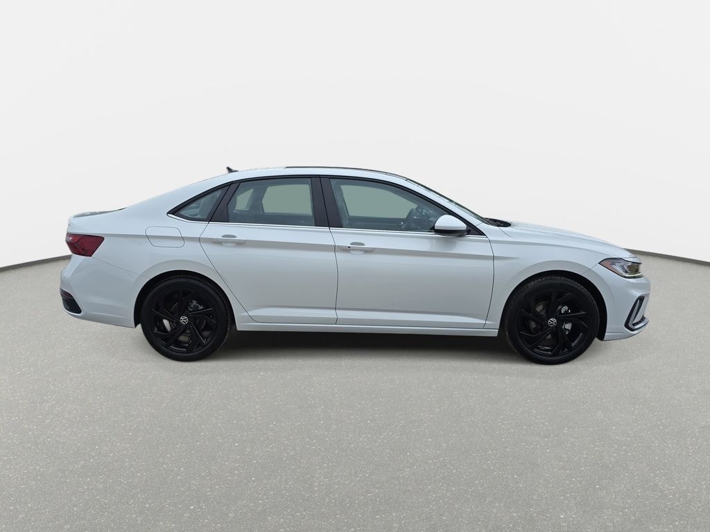 New 2026 Volkswagen Jetta 1.5T SE Sedan