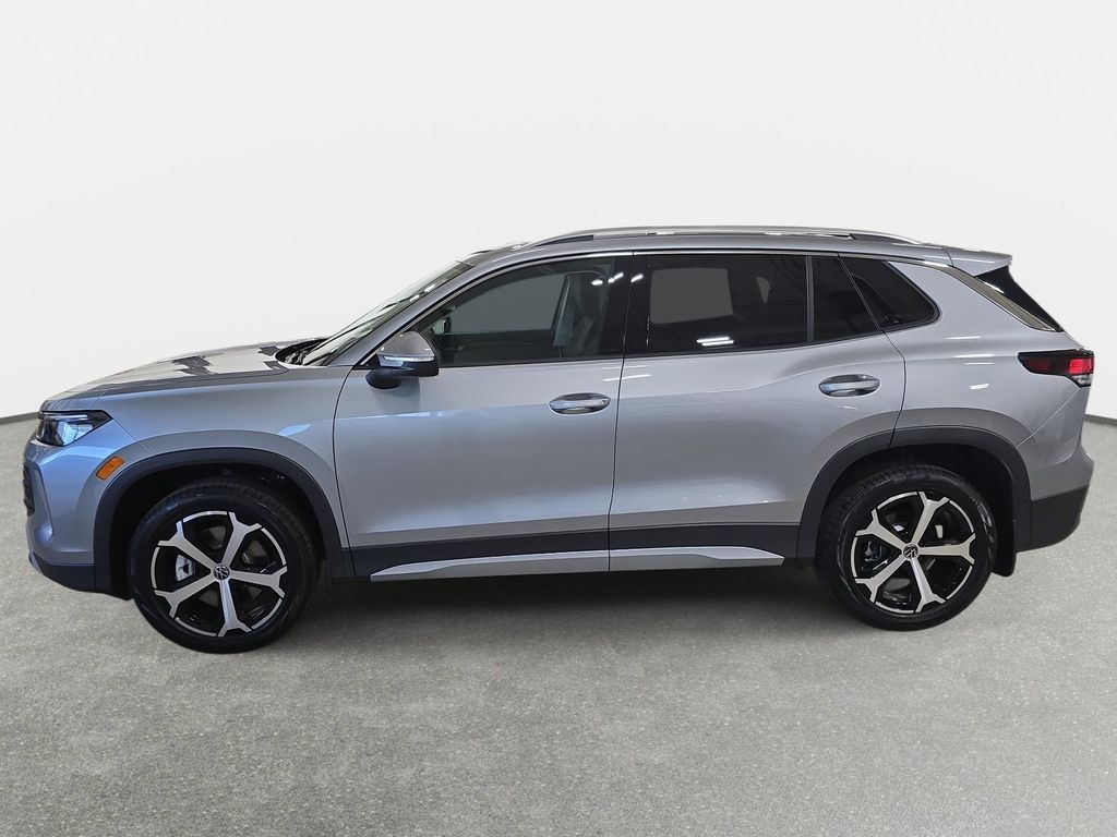 2026 Volkswagen Tiguan SE - Photo 8