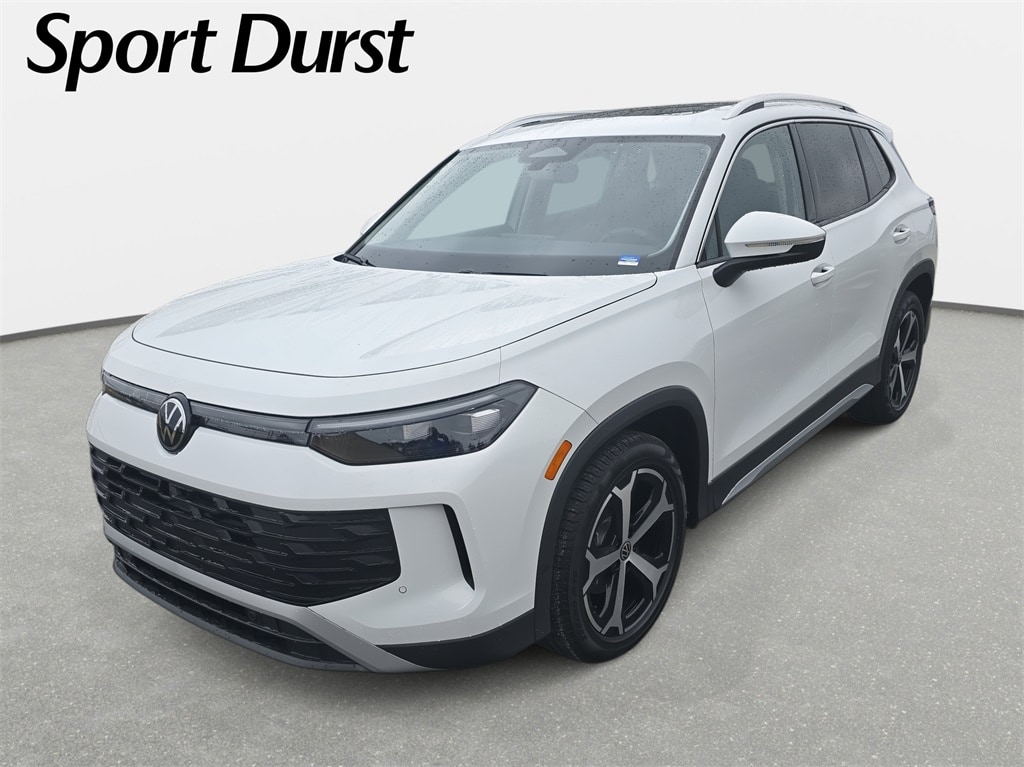 2025 Volkswagen Tiguan SE's photo