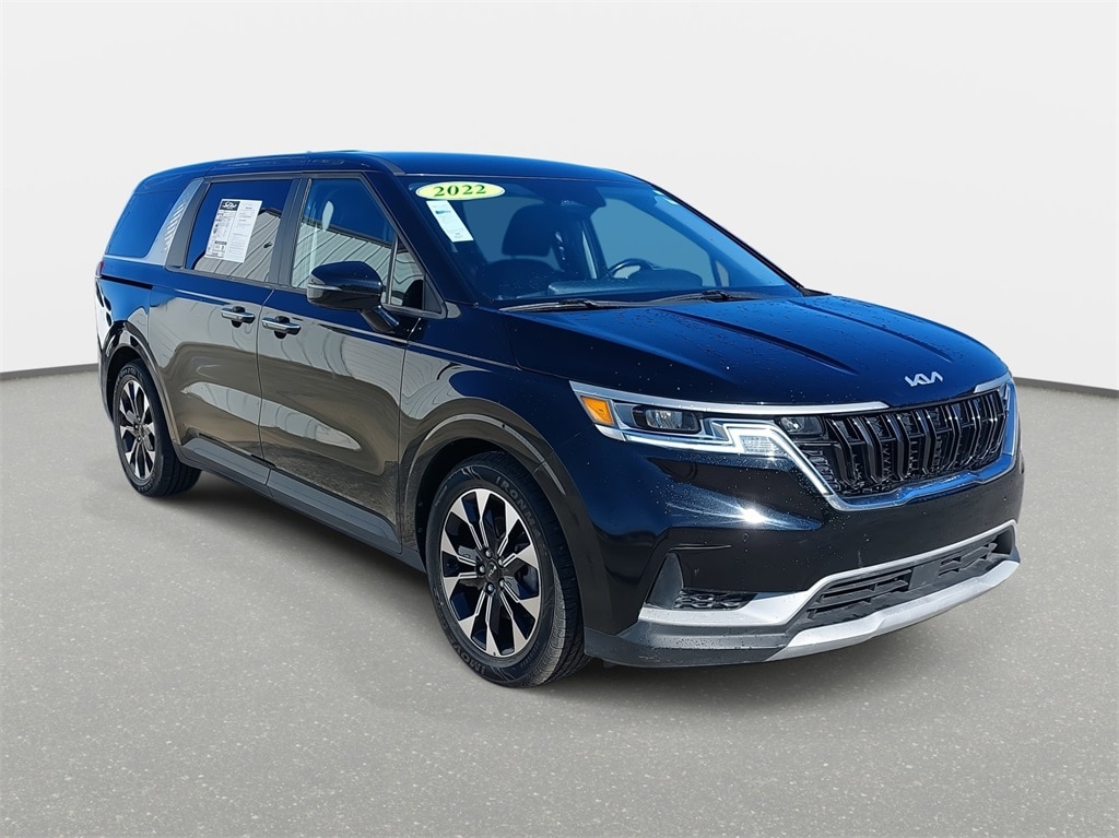 Used 2022 Kia Carnival EX MPV