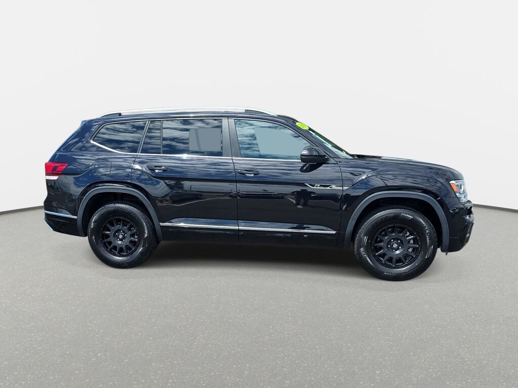 Used 2019 Volkswagen Atlas 3.6L V6 SE w/Technology R-Line 4MOTION SUV