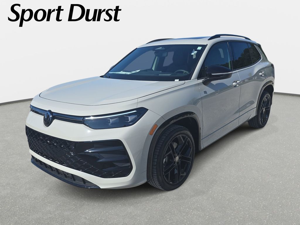 2026 Volkswagen Tiguan 2.0T SE R-Line Black 4Motion's photo